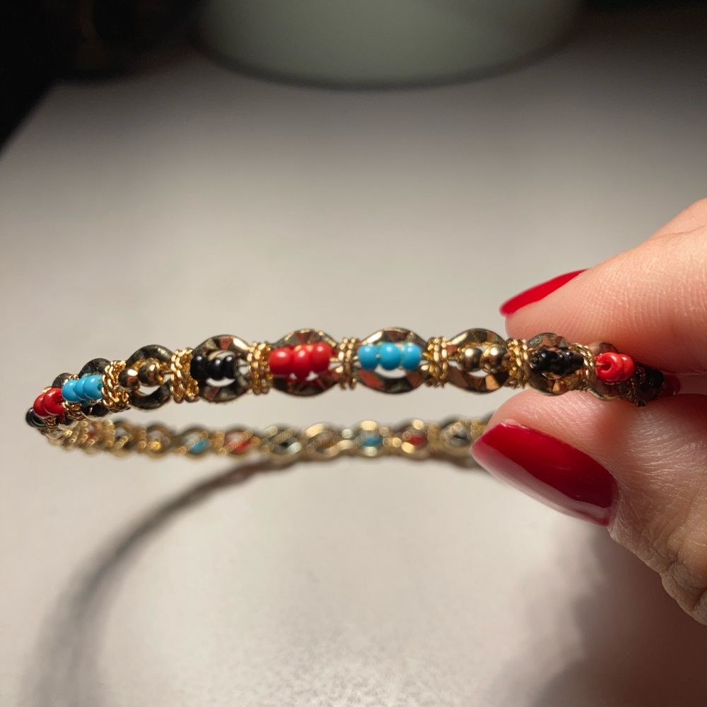 Bracelets - Picture 5 of 5